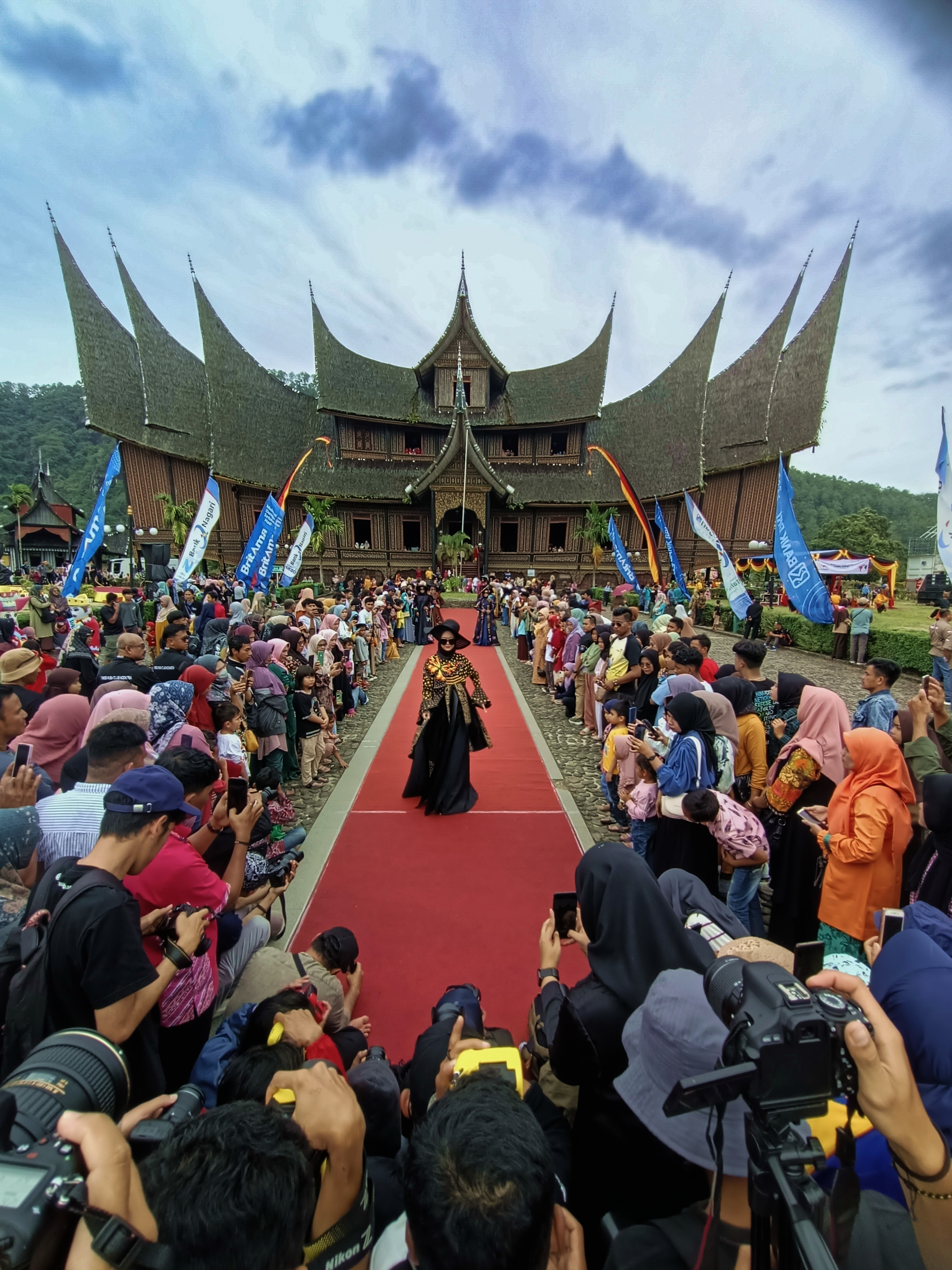 Festival Pesona Minangkabau image 2
