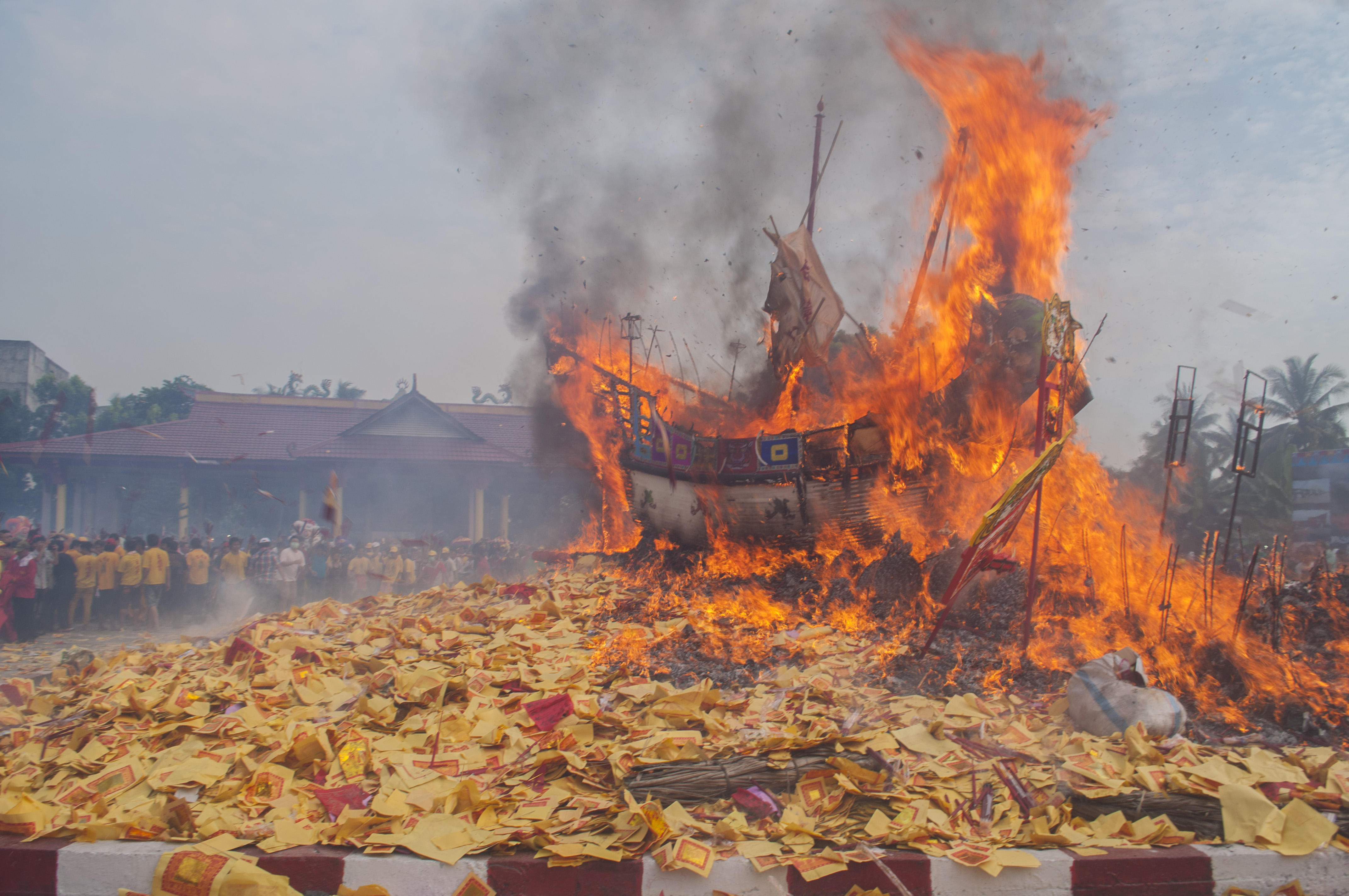 Festival Bakar Tongkang image 1