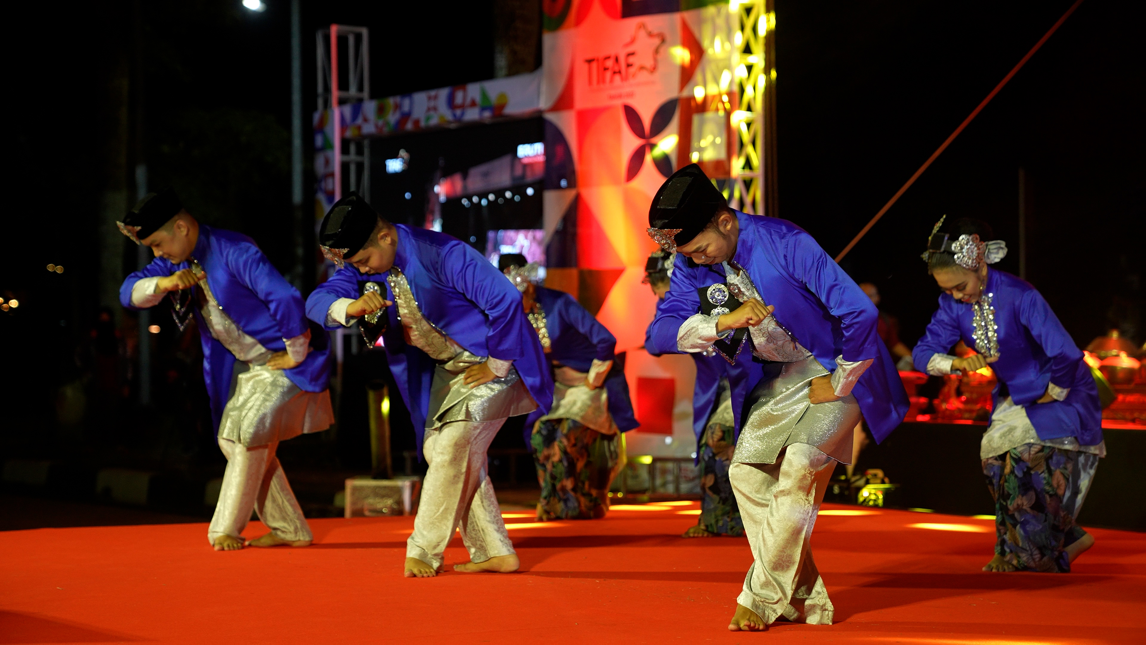Tenggarong International Folk Art Festival image 1