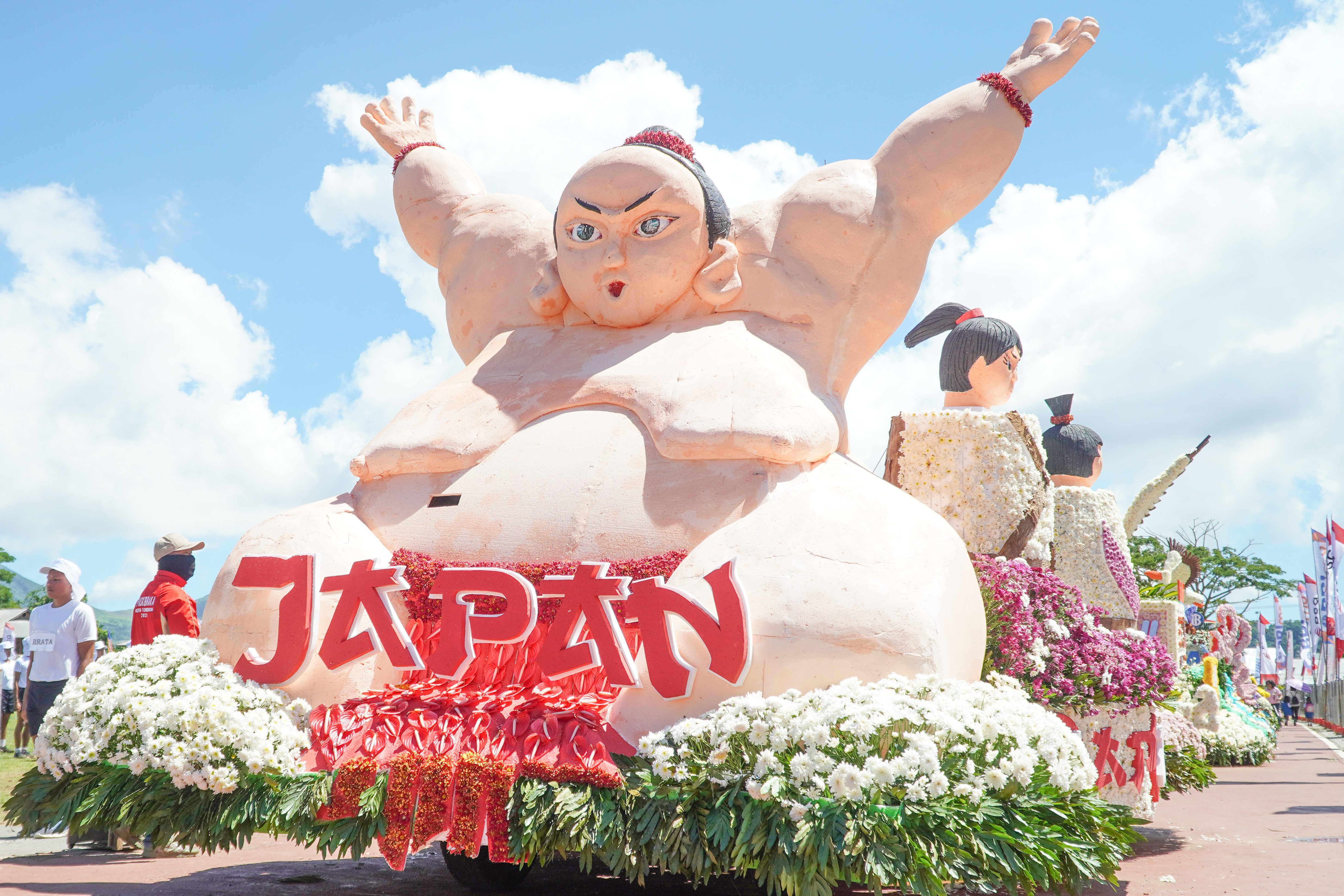 Tomohon International Flower Festival image 3