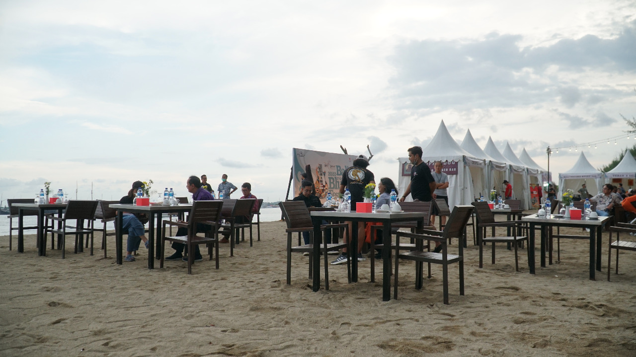 Bali Rockin Blues image 4