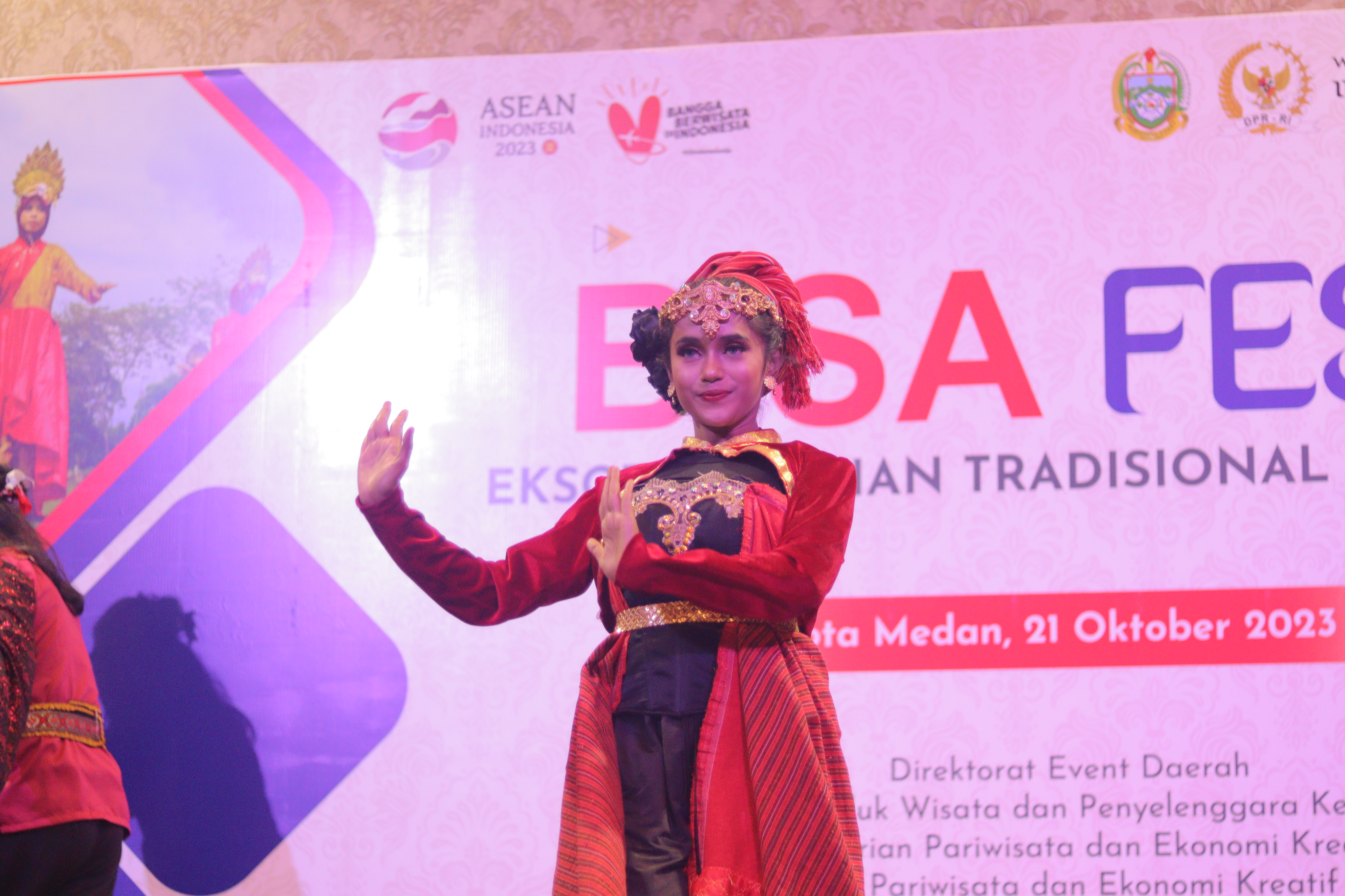 BISA Fest: Eksotika Tarian Tradisional Sumatera image 2