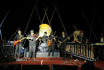 Atourin Payakumbuah Botuang Festival