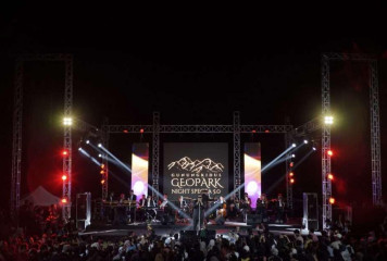 Atourin Geopark Night Specta