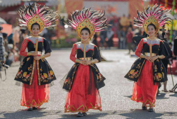 Atourin Gorontalo Karnaval Karawo