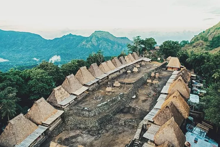 Jelajah Eksotisme 7 Pesona Alam dan Kebudayaan Nias