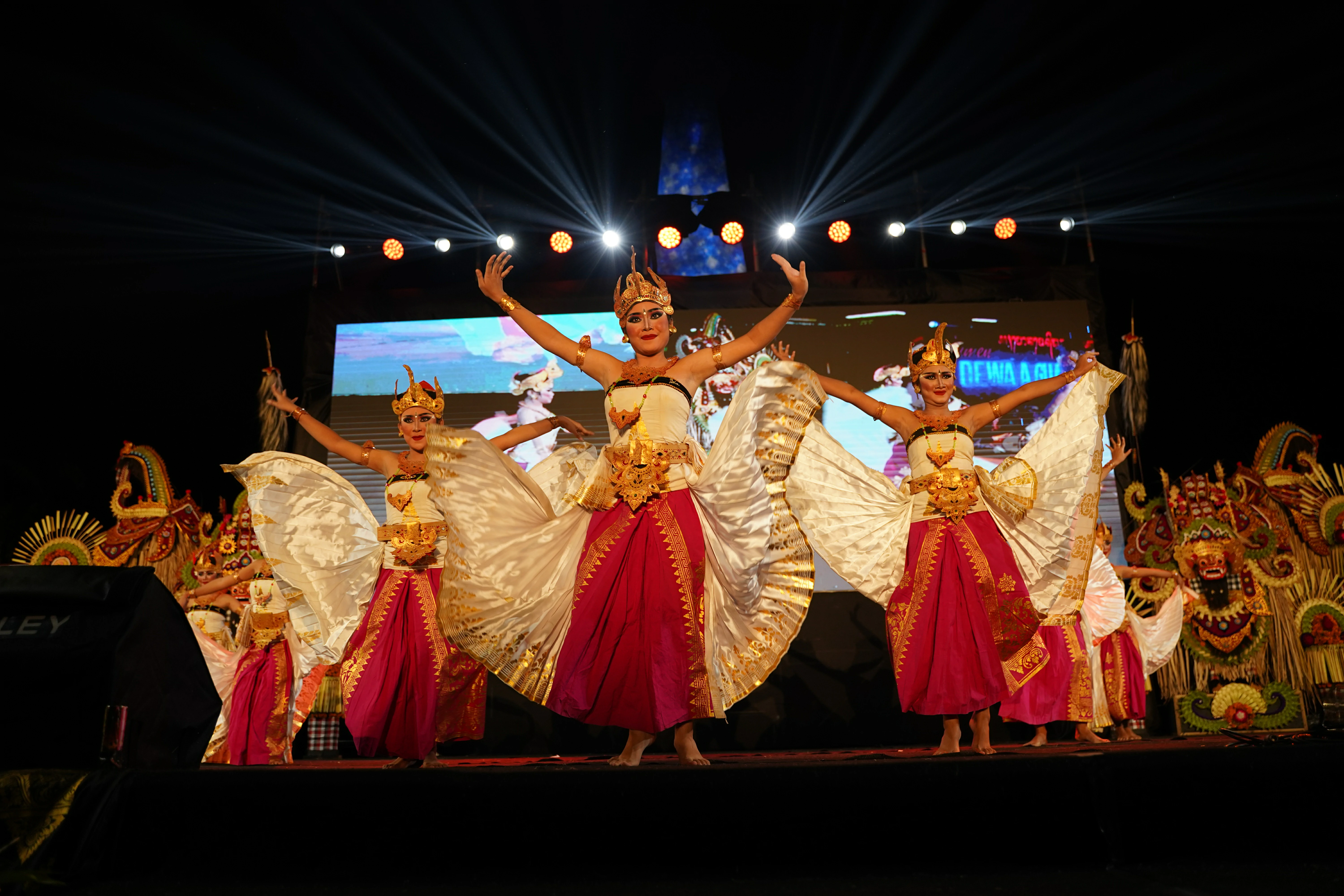 Festival Semarapura di Klungkung Suguhkan Kemegahan Atraksi Budaya Bali