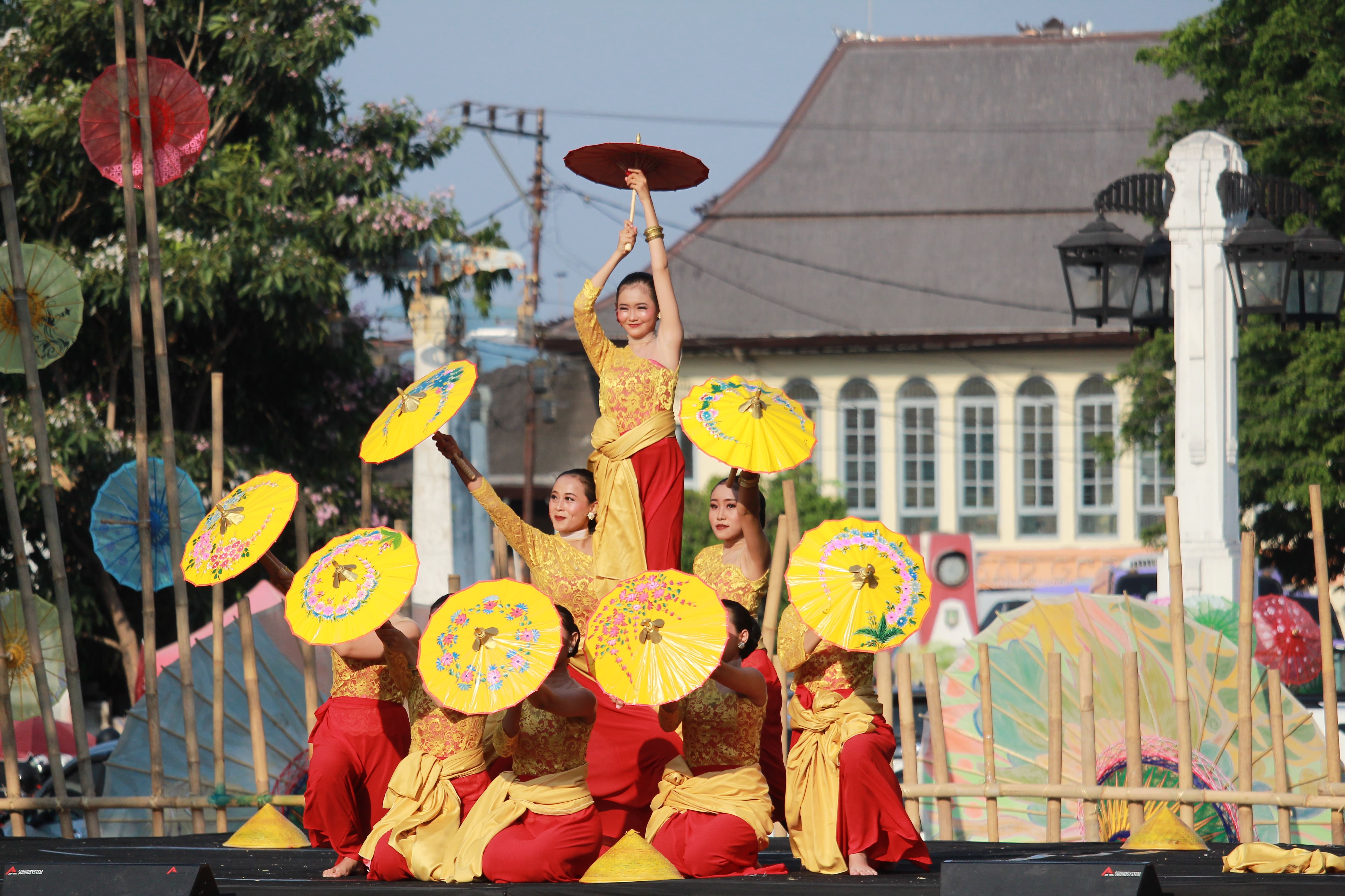 Festival Payung Indonesia image 1