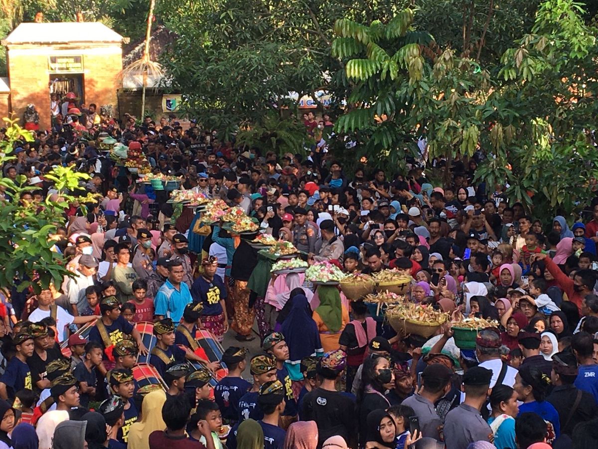 Perang Topat image 1